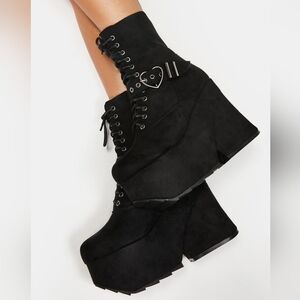 Chunky Lace-Up Heart Buckle Platform Boots - Black